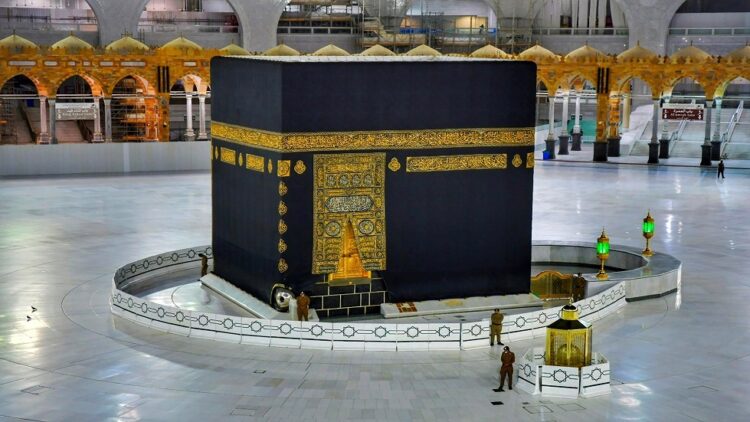 Elevating Your Pilgrimage: Choosing the Right Umrah Travel Agency for 5 Star Umrah Packages